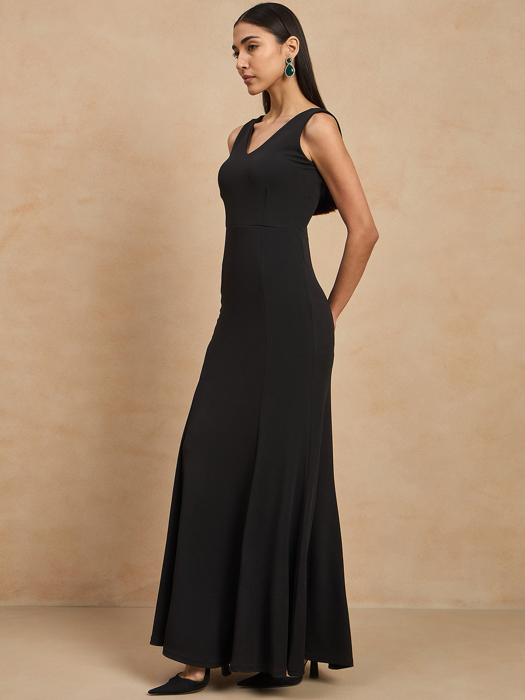 Solid Sleeveless V Neck Maxi Gown