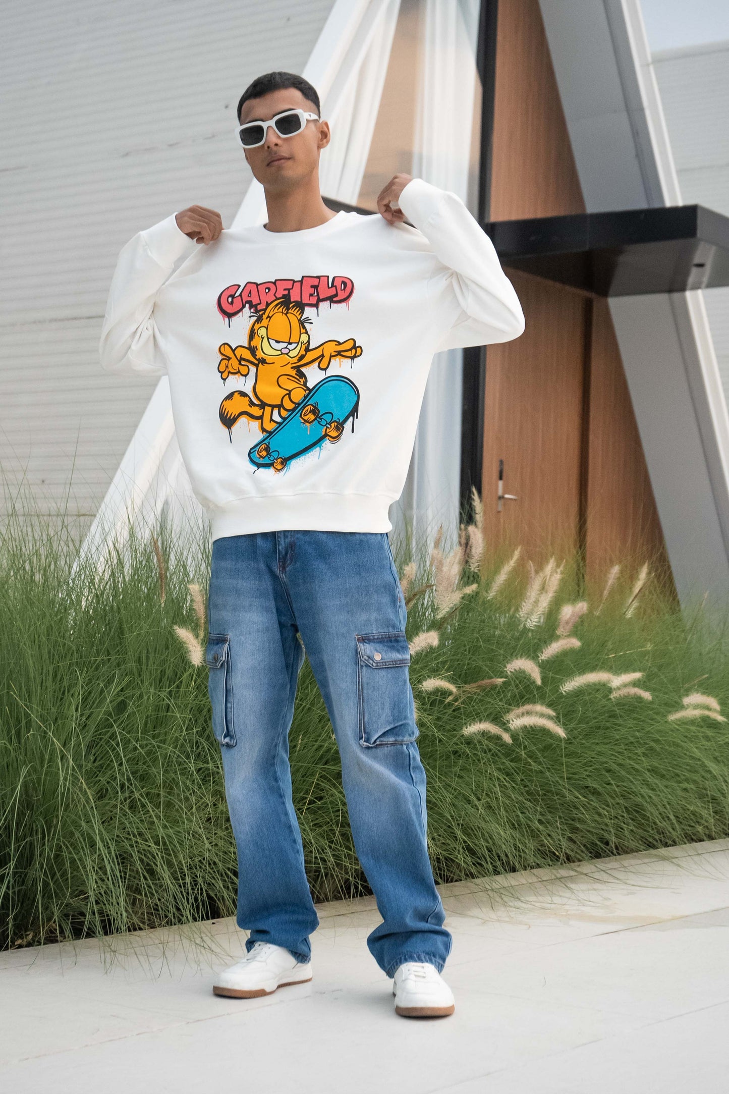 Garfield: Oversized Sweatshirt